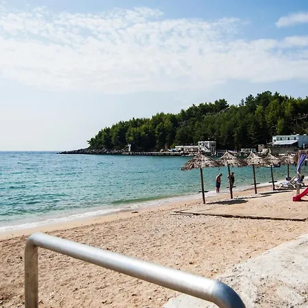 Couette-café Thalassea Himarë