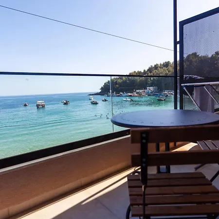 Couette-café Thalassea Himarë