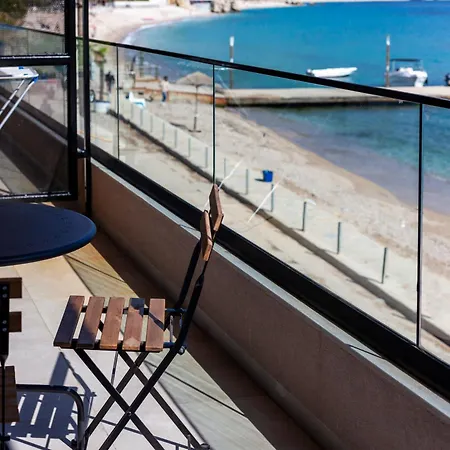 Thalassea Couette-café *